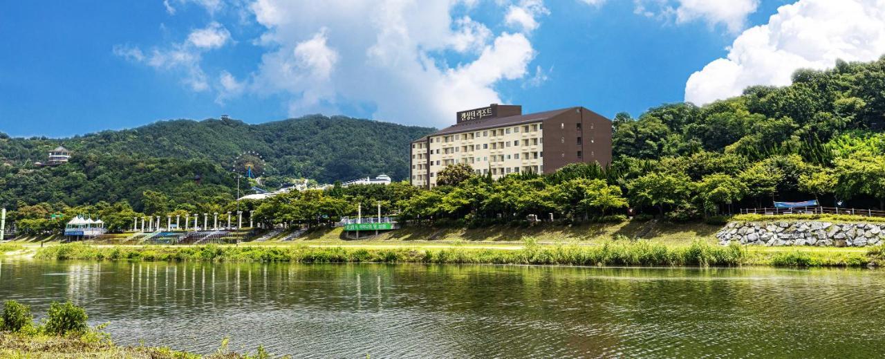 Kensingtonresort Jirisannamwon Екстериор снимка