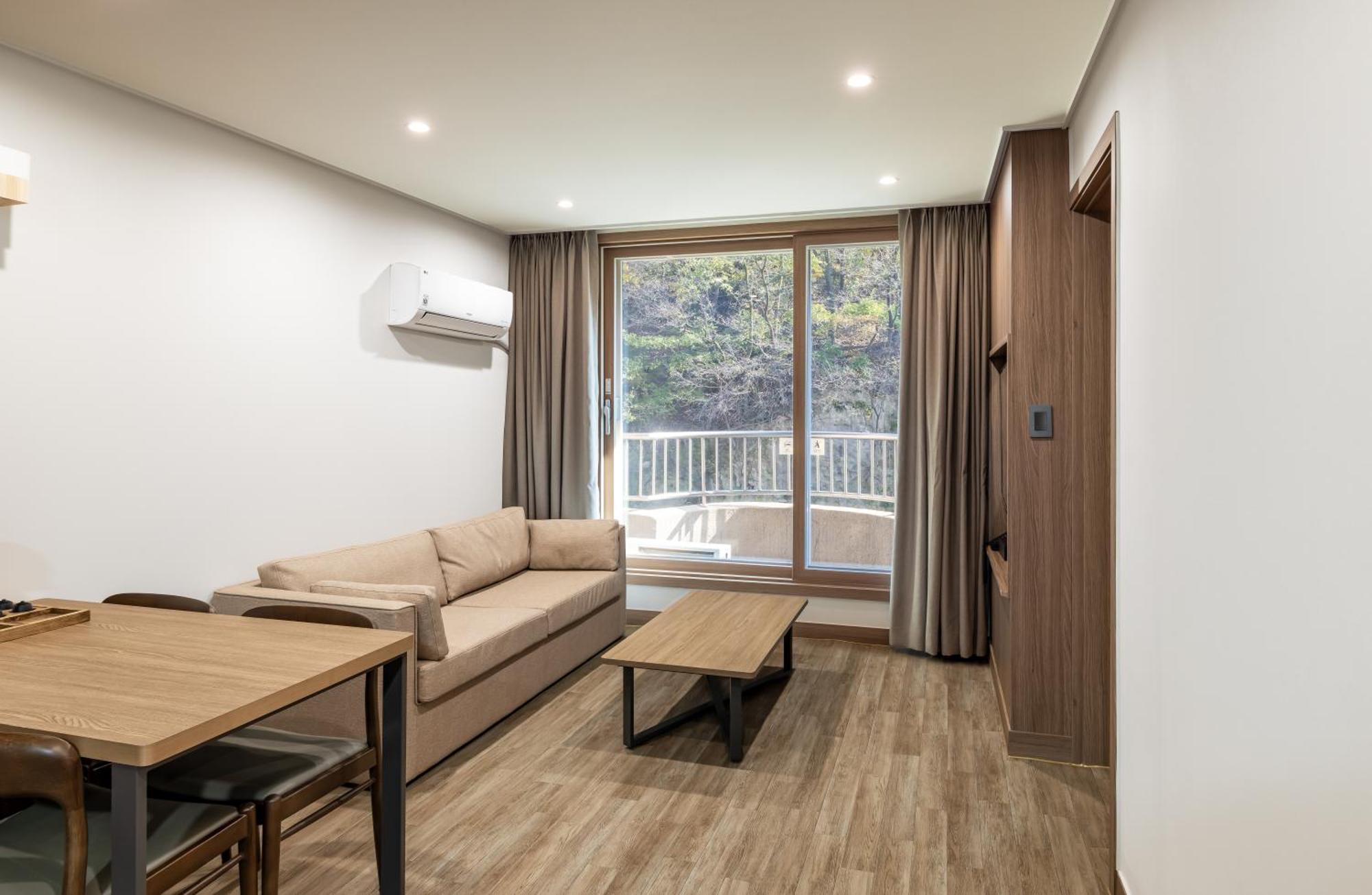 Kensingtonresort Jirisannamwon Екстериор снимка